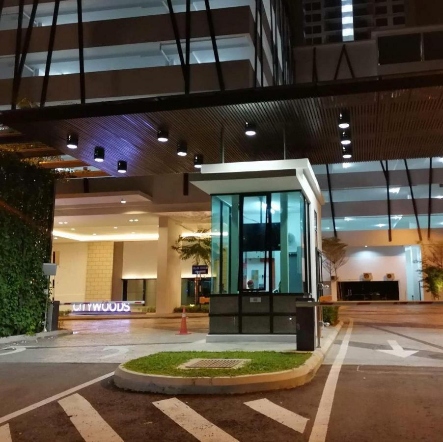 Citywoods Next To Thistle Hotel,hospital Sultanah Aminah,ciq Custom3km By Yha Apartment Johor Bahru