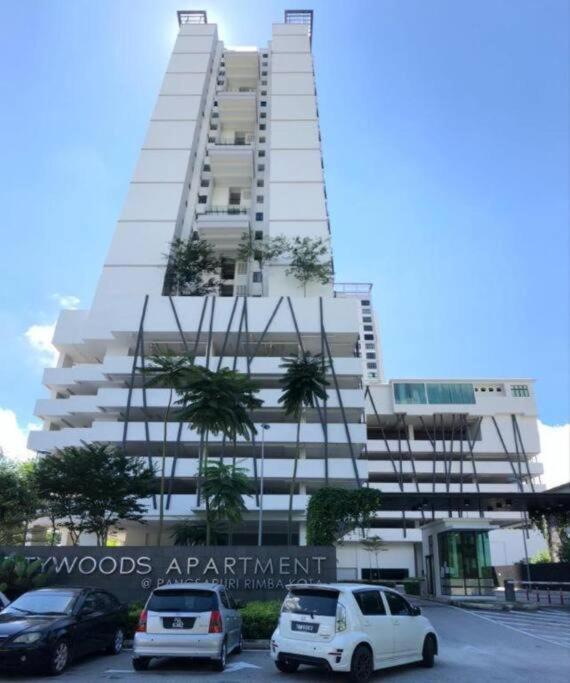 Citywoods Next To Thistle Hotel,hospital Sultanah Aminah,ciq Custom3km By Yha *