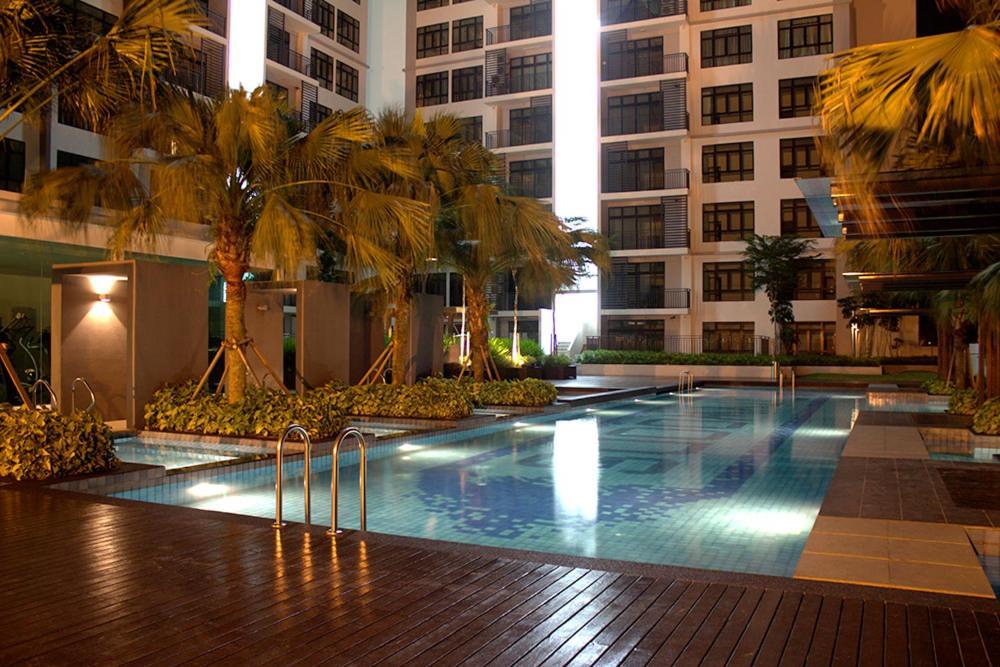 Apartment Citywoods Next To Thistle Hotel,hospital Sultanah Aminah,ciq Custom3km By Yha