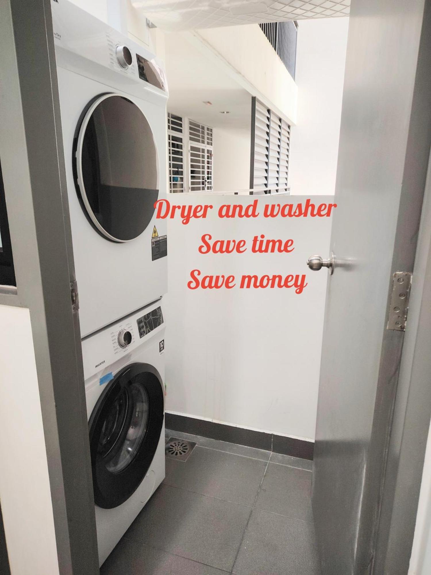 Citywoods Next To Thistle Hotel,hospital Sultanah Aminah,ciq Custom3km By Yha Apartment *